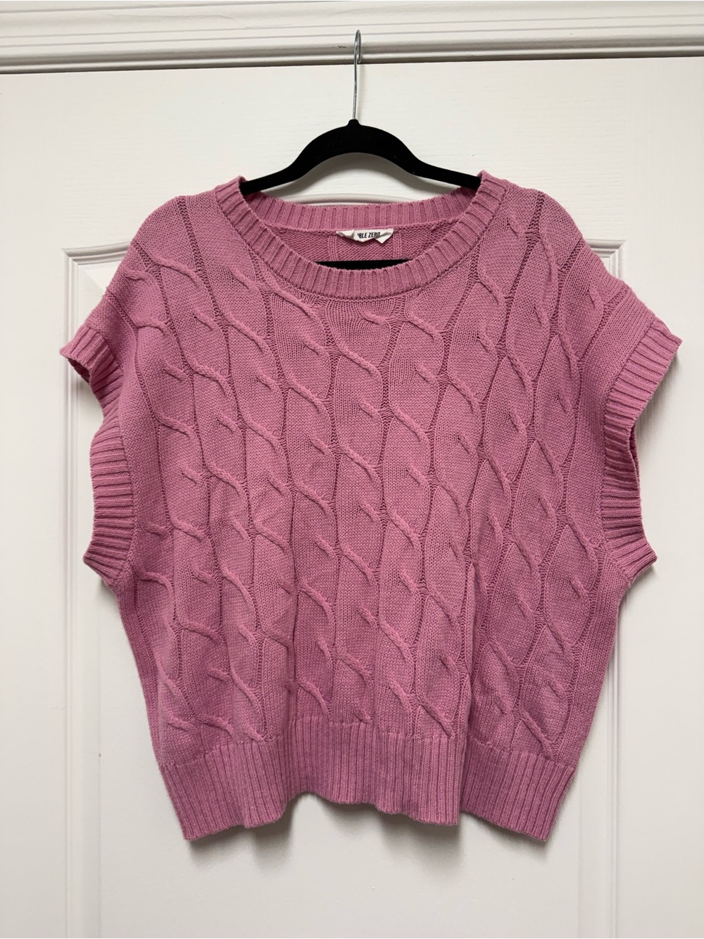 Cable Knit Sleeveless Summer Sweater